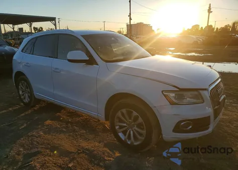 2016 Audi Q5 Premium z USA, uszkodzony, nr VIN WA1C2AFP0GA046864